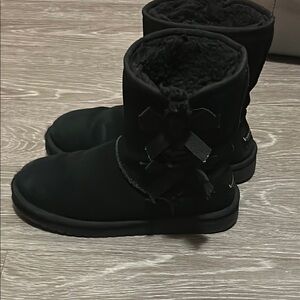 Women's Black Shearling Boots